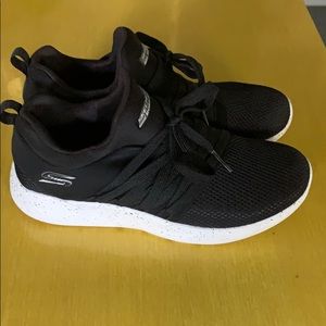 Sketchers Bobs black athletic shoe